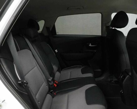 Белый Киа Niro, объемом двигателя 0 л и пробегом 53 тыс. км за 16100 $, фото 10 на Automoto.ua