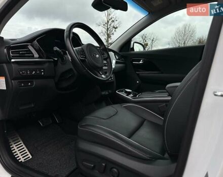 Білий Кіа Niro, об'ємом двигуна 0 л та пробігом 35 тис. км за 24400 $, фото 42 на Automoto.ua