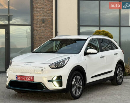 Белый Киа Niro, объемом двигателя 0 л и пробегом 113 тыс. км за 17800 $, фото 28 на Automoto.ua