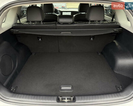 Белый Киа Niro, объемом двигателя 0 л и пробегом 54 тыс. км за 24700 $, фото 98 на Automoto.ua