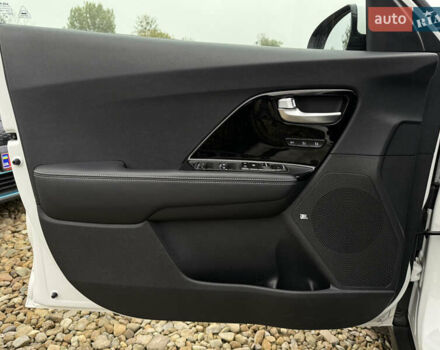 Белый Киа Niro, объемом двигателя 0 л и пробегом 54 тыс. км за 24700 $, фото 33 на Automoto.ua