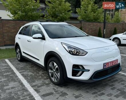 Белый Киа Niro, объемом двигателя 0 л и пробегом 112 тыс. км за 18800 $, фото 9 на Automoto.ua