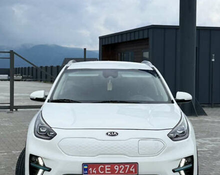 Белый Киа Niro, объемом двигателя 0 л и пробегом 63 тыс. км за 20500 $, фото 2 на Automoto.ua