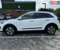 Белый Киа Niro, объемом двигателя 0 л и пробегом 132 тыс. км за 17990 $, фото 4 на Automoto.ua