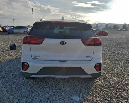 Белый Киа Niro, объемом двигателя 1.6 л и пробегом 65 тыс. км за 3500 $, фото 5 на Automoto.ua