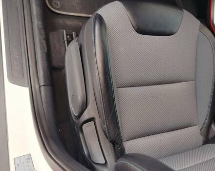 Білий Кіа Niro, об'ємом двигуна 0 л та пробігом 75 тис. км за 19700 $, фото 15 на Automoto.ua