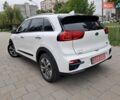 Білий Кіа Niro, об'ємом двигуна 0 л та пробігом 60 тис. км за 22900 $, фото 6 на Automoto.ua