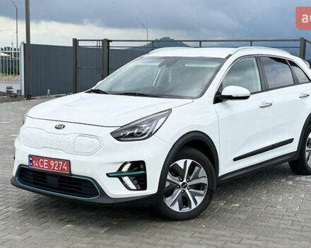 Белый Киа Niro, объемом двигателя 0 л и пробегом 63 тыс. км за 20500 $, фото 1 на Automoto.ua