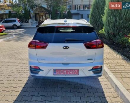 Белый Киа Niro, объемом двигателя 0 л и пробегом 65 тыс. км за 21750 $, фото 4 на Automoto.ua