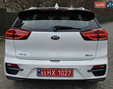 Белый Киа Niro, объемом двигателя 0 л и пробегом 149 тыс. км за 17499 $, фото 8 на Automoto.ua