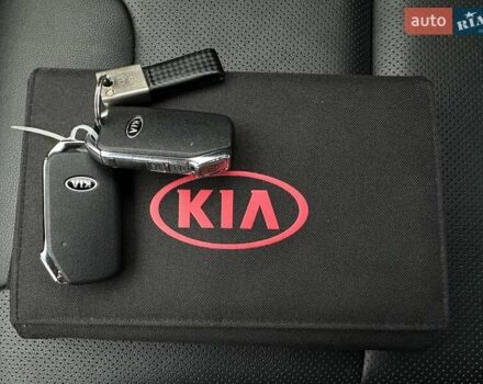 Белый Киа Niro, объемом двигателя 0 л и пробегом 62 тыс. км за 23500 $, фото 73 на Automoto.ua