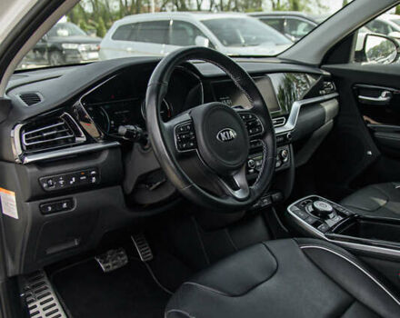 Білий Кіа Niro, об'ємом двигуна 0 л та пробігом 34 тис. км за 24750 $, фото 34 на Automoto.ua