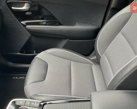 Белый Киа Niro, объемом двигателя 0 л и пробегом 63 тыс. км за 22500 $, фото 21 на Automoto.ua