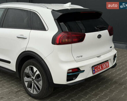Белый Киа Niro, объемом двигателя 0 л и пробегом 51 тыс. км за 24200 $, фото 86 на Automoto.ua