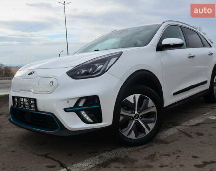 Белый Киа Niro, объемом двигателя 0 л и пробегом 73 тыс. км за 19548 $, фото 7 на Automoto.ua