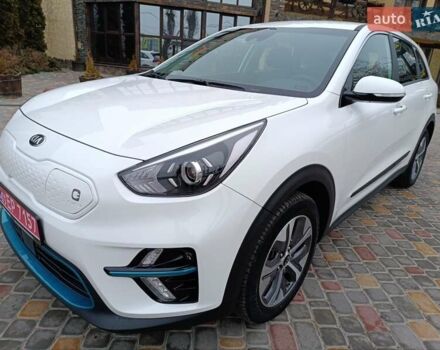 Белый Киа Niro, объемом двигателя 0 л и пробегом 34 тыс. км за 19999 $, фото 20 на Automoto.ua