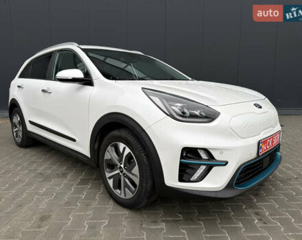 Белый Киа Niro, объемом двигателя 0 л и пробегом 51 тыс. км за 24200 $, фото 45 на Automoto.ua