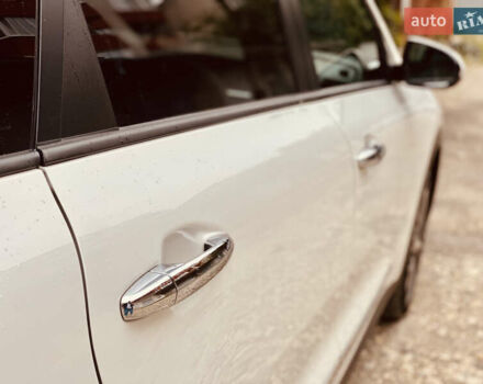 Белый Киа Niro, объемом двигателя 0 л и пробегом 164 тыс. км за 17750 $, фото 37 на Automoto.ua