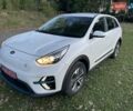 Белый Киа Niro, объемом двигателя 0 л и пробегом 95 тыс. км за 16500 $, фото 2 на Automoto.ua