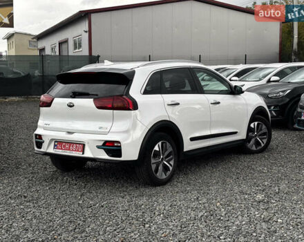Белый Киа Niro, объемом двигателя 0 л и пробегом 48 тыс. км за 24350 $, фото 12 на Automoto.ua
