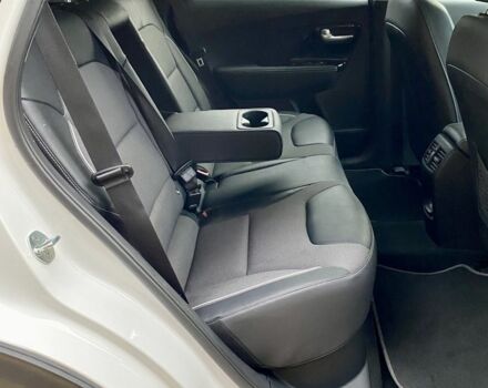 Белый Киа Niro, объемом двигателя 0 л и пробегом 132 тыс. км за 19750 $, фото 13 на Automoto.ua