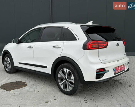 Белый Киа Niro, объемом двигателя 0 л и пробегом 39 тыс. км за 23400 $, фото 87 на Automoto.ua