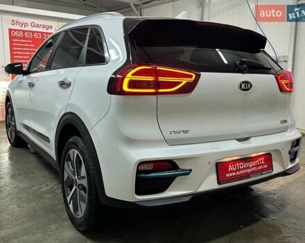 Білий Кіа Niro, об'ємом двигуна 0 л та пробігом 35 тис. км за 24400 $, фото 26 на Automoto.ua