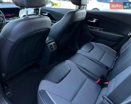 Белый Киа Niro, объемом двигателя 0 л и пробегом 112 тыс. км за 18800 $, фото 19 на Automoto.ua