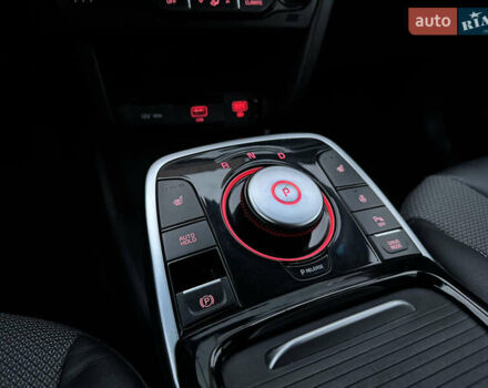 Белый Киа Niro, объемом двигателя 0 л и пробегом 113 тыс. км за 17800 $, фото 51 на Automoto.ua
