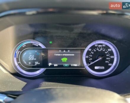 Білий Кіа Niro, об'ємом двигуна 1.58 л та пробігом 17 тис. км за 25900 $, фото 18 на Automoto.ua
