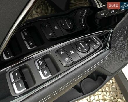 Белый Киа Niro, объемом двигателя 0 л и пробегом 30 тыс. км за 23500 $, фото 39 на Automoto.ua