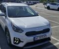 Белый Киа Niro, объемом двигателя 1.58 л и пробегом 33 тыс. км за 19700 $, фото 1 на Automoto.ua