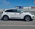 Білий Кіа Niro, об'ємом двигуна 1.6 л та пробігом 40 тис. км за 26000 $, фото 2 на Automoto.ua
