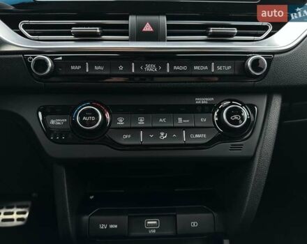 Белый Киа Niro, объемом двигателя 0 л и пробегом 38 тыс. км за 24700 $, фото 70 на Automoto.ua