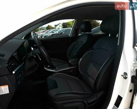 Белый Киа Niro, объемом двигателя 0 л и пробегом 59 тыс. км за 22800 $, фото 26 на Automoto.ua