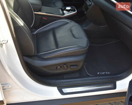 Белый Киа Niro, объемом двигателя 0 л и пробегом 37 тыс. км за 24890 $, фото 31 на Automoto.ua