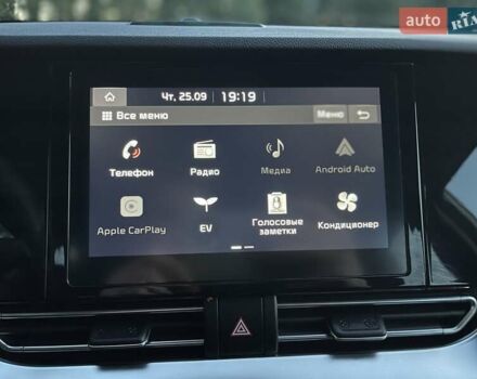 Белый Киа Niro, объемом двигателя 0 л и пробегом 95 тыс. км за 16500 $, фото 62 на Automoto.ua