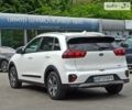 Білий Кіа Niro, об'ємом двигуна 1.58 л та пробігом 18 тис. км за 28900 $, фото 6 на Automoto.ua