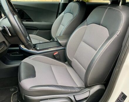 Белый Киа Niro, объемом двигателя 0 л и пробегом 132 тыс. км за 19750 $, фото 21 на Automoto.ua