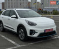 Білий Кіа Niro, об'ємом двигуна 0 л та пробігом 136 тис. км за 20500 $, фото 53 на Automoto.ua