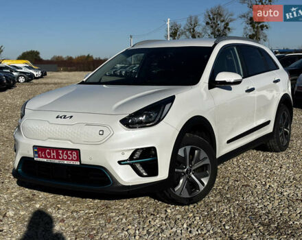 Білий Кіа Niro, об'ємом двигуна 0 л та пробігом 44 тис. км за 23900 $, фото 16 на Automoto.ua