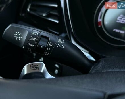 Білий Кіа Niro, об'ємом двигуна 0 л та пробігом 31 тис. км за 24800 $, фото 47 на Automoto.ua