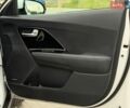 Білий Кіа Niro, об'ємом двигуна 0 л та пробігом 65 тис. км за 21999 $, фото 51 на Automoto.ua