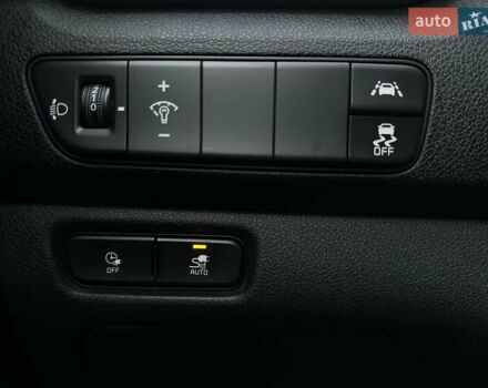 Белый Киа Niro, объемом двигателя 0 л и пробегом 52 тыс. км за 24300 $, фото 32 на Automoto.ua