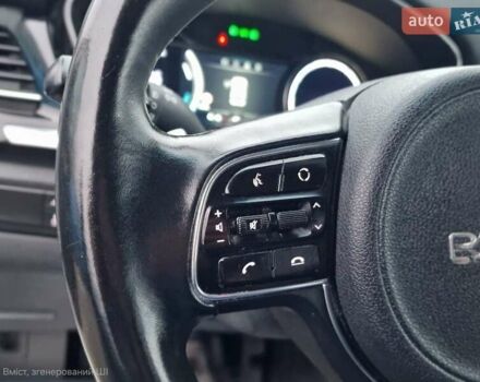 Білий Кіа Niro, об'ємом двигуна 0 л та пробігом 107 тис. км за 20600 $, фото 27 на Automoto.ua