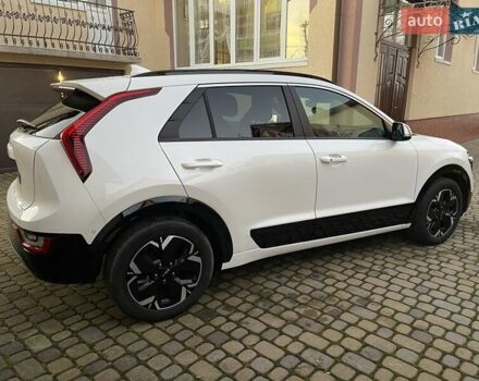Білий Кіа Niro, об'ємом двигуна 0 л та пробігом 90 тис. км за 25300 $, фото 9 на Automoto.ua