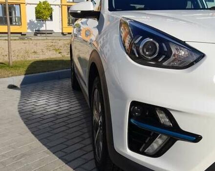 Белый Киа Niro, объемом двигателя 0 л и пробегом 131 тыс. км за 18600 $, фото 12 на Automoto.ua
