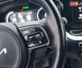 Білий Кіа Niro, об'ємом двигуна 0 л та пробігом 107 тис. км за 20600 $, фото 28 на Automoto.ua