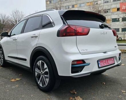 Белый Киа Niro, объемом двигателя 0 л и пробегом 131 тыс. км за 19999 $, фото 5 на Automoto.ua