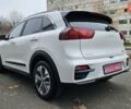Белый Киа Niro, объемом двигателя 0 л и пробегом 131 тыс. км за 19999 $, фото 5 на Automoto.ua
